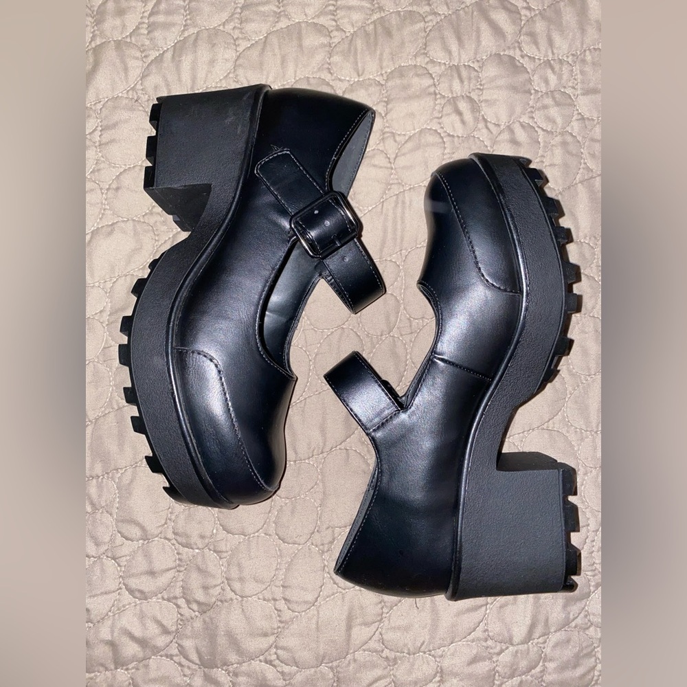 Mary Jane Style Shoe